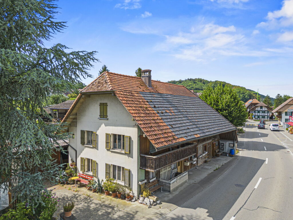 Bauernhaus in Lüscherz BE | IMMOSEEKER.CH