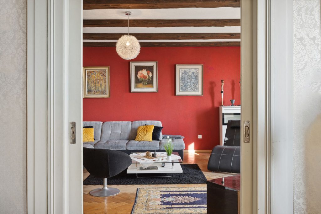 Mehrfamilienhaus in Twann BE┃IMMOSEEKER:CH