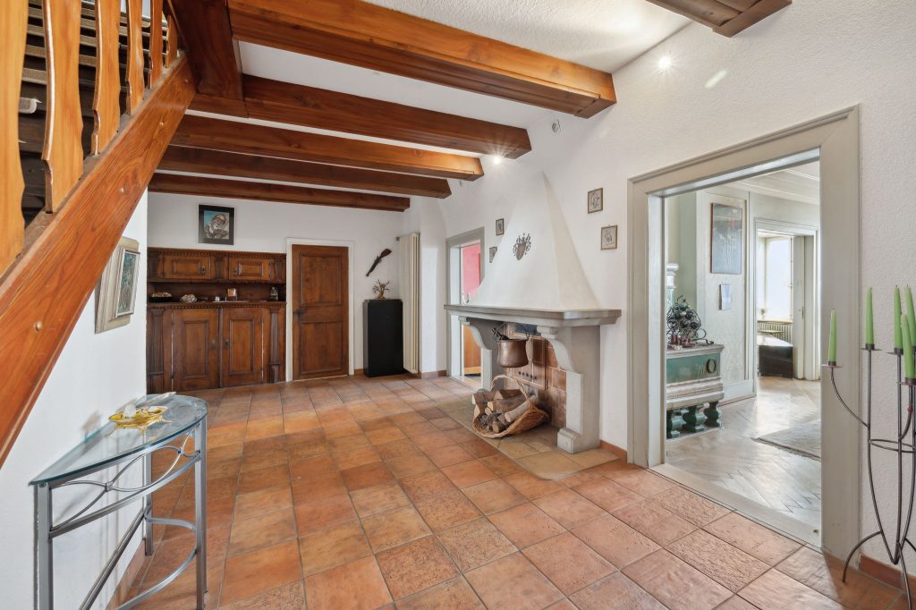 Mehrfamilienhaus in Twann BE┃IMMOSEEKER:CH