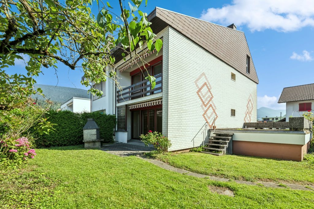 Doppeleinfamilienhaus in Lengnau BE | IMMOSEEKER AG